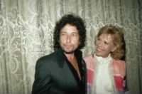 Bob Dylan_w_Dinah_Shore_01.jpg