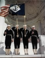 471px-US_Navy_030811-N-0000X-001_A_Navy_color_guard_on_parade_at_the_Arlington_National_Cemetery_Amphitheater,_Va.,_during_World_War_II.jpg
