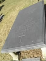 Grave marker.jpg