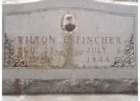 Wilton E Fincher Headstone  Closer View.jpg
