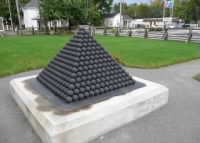 Memorial to Cleburne in Franklin TN.jpg