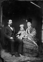 Thumbnail for Heffelfinger, Reuben; daughter Anna Maud; wife Jennie (Shepherd); Iowa.jpg