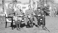 Giraud, Roosevelt, De Gaulle, Churchill.jpg