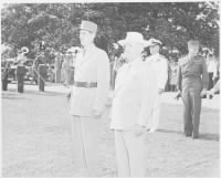 Photograph_of_President_Truman_and_French_President_Charles_de_Gaulle,_standing_at_attention_during_welcoming..._-_NARA_-_199187.jpg