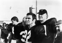 still-of-burt-reynolds-and-michael-conrad-in-the-longest-yard-(1974)-large-picture.jpg