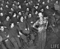 Marlene-Dietrich-In-Germany-Feb.-1945.jpg