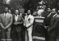 Michael Spinks,Jersey Joe Walcott,Smokin Joe Frazier,Mohammed Ali, Sugar Ray Leonard at the grave of Joe Louis.jpg
