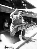 Charles Hartnett of the Chicago Cubs, circa Sept. 29, 1939.jpg