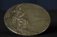 1936_Olympics_medal_front.jpg