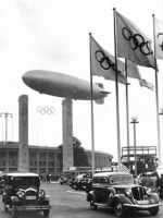 Hindenburg over the Olympics.jpg