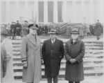 800px-President_Truman_attends_the_ceremony_at_Lincoln_Memorial_in_honor_of_President_Lincoln's_birthday._This_photo_shows..._-_NARA_-_199786.jpg