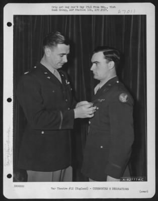 Awards > Colonel William M. Gross Presents Medal To Lt. Layn Of The 91St Bomb Group, 8Th Air Force, England. 8 December 1943.