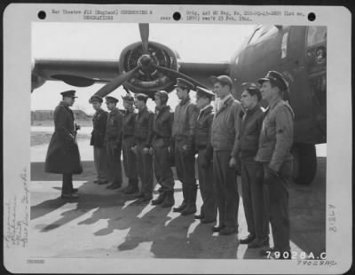 Inspections & Reviews > Lord Trenchard Inspects Crew Of Consolidated B-24 Liberator, "Ball Of Fire" At A U.S. Bomber Station In England.  Crew Members Are (Left To Right) Capt. Joseph S. Tate, Pilot, St. Augustine, Fla.; 2Nd Lt. Thomas B. Roll, Co-Pilot, Milwaukee, Wisc., 2Nd Lt