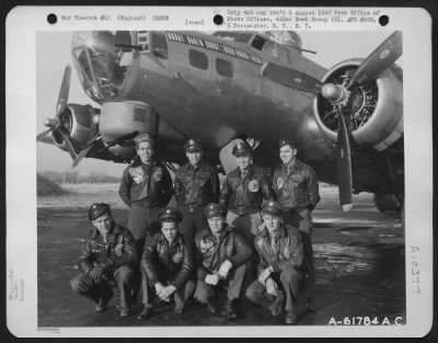 General > Lt. Lacey And Crew Of The 452Nd Bomb Group Beside A Boeing B-17 "Flying Fortress".  England, 26 December 1944.