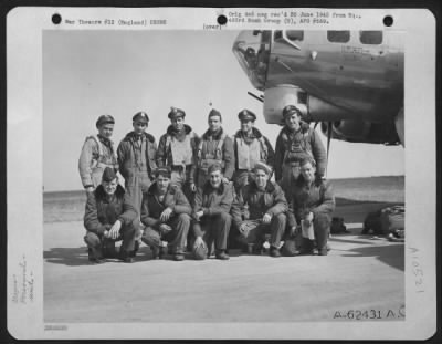 General > Lt. F.E. Gorman And Crew Of The 493Rd Bomb Group, 8Th Air Force, In Front Of A Boeing B-17 Flying Fortress.  England, 19 April 1945.