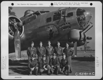 General > Lt. John U. O'Neil With Combat Crew Of The 91St Bomb Group, 8Th Air Force, Beside The Boeing B-17 "Flying Fortress" "Wicked Witch".  England.