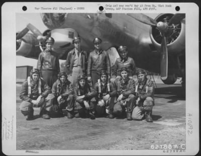 General > Lt. L.W. Malone And Combat Crew Of The 91St Bomb Group, 8Th Air Force, Beside The Boeing B-17 "Flying Fortress" 'Zootie Cutie'.  England.