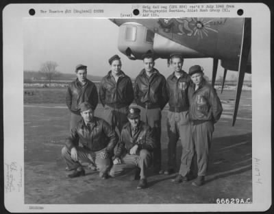 General > Lt. Hillenbrand And Crew Of The 510Th Bomb Squadron, 351St Bomb Group, England, 27 November 1944.