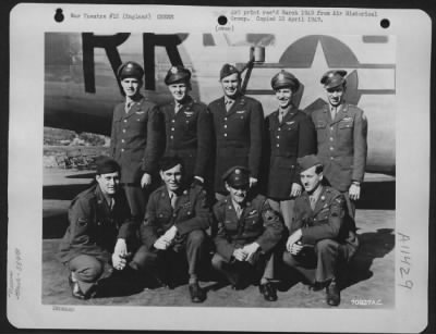 General > Combat Crew Of The 389Th Bomb Group Pose Beside Their Consolidated B-24 At An 8Th Air Force Base In England.
