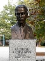 Gershwin Statue.jpg