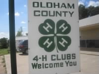 800px-Oldham_County,_TX,_4-H_emblem_IMG_4911.JPG
