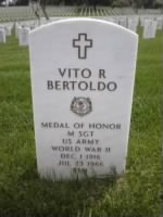 Vito_R._Bertoldo_headstone.JPG