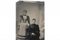 Probably Maja Greta Tubin and daughter Augusta, c 1886