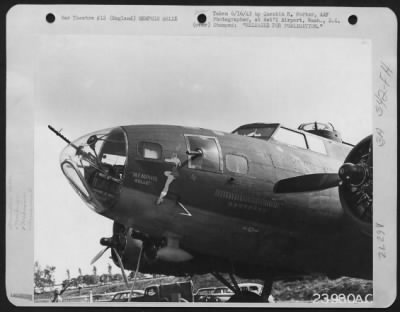 General > Front view of the "Memphis Belle," famed Boeing B-17 Flying ofrtress.