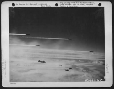 Vapor Trails > Consolidated B-24 "Liberators" Of The 2Nd Bomb Division 8Th Air Force, Enroute To Bomb Nazi Installations 24 November 1944, Leave Fleecy Vapor Trails In Their Wake.
