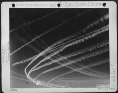 Consolidated > A Huge Armada Of Boeing B-17 Flying Fortresses Of The 452Nd Bomb Group Enroute To Bomb Nazi Installations At Brunswick, Germany.  8Th Af Bombers Continually Blasted Vitally Important War Objectives To Hasten The End Of The War In The Eto, 16 March 1944.