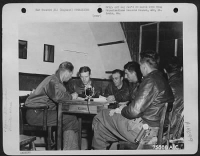 Thumbnail for General > Preparation For The Invasion Of France - Members Of The 439Th Troop Carrier Group Being Interrogated After Returning From A Mission Over Enemy Territory.  England.  4 June 1944.