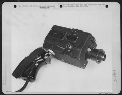Cameras,Gun > Gsap (Gunsight Aiming Point) Camera Is Equipped With A Motor Mounting.  91St Bomb Group, Bassingbourne, England.  12 September 1943.