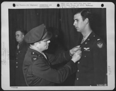 Awards > 1St Lt. Richard H. Bailey, Syracuse, New York, Receives The Distinguished Flying Cross From Colonel Archie J. Old, Jr., Of Atlanta, Texas.  388Th Bomb Group, England.  8 November 1943.