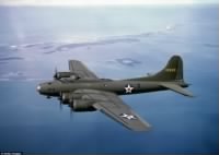 Boeing B-17 Flying Fortress on its way to England (ca. 1941).jpg