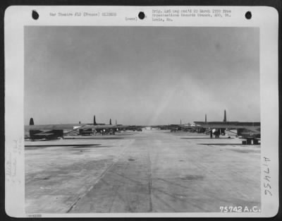 General > Gliders In A Double Line On The Runway At The 93Rd Troop Carrier Squadron, 439Th Troop Carrier Group Base Somewhere In France, 26 March 1945.
