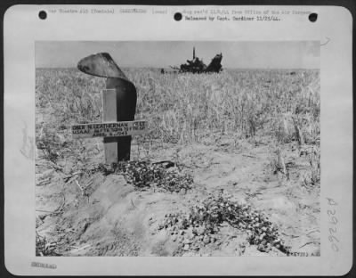 Thumbnail for Consolidated > This grave is that of 1st Lt. Ober N. Leatherman, 79th Fighter Group, USAAF. The 79th at that time was part of the Desert Air Force in the Tunisian Campaign. Lt. Leatherman was shot down by enemy ground-fire while on a mission near the Wadi Akarit