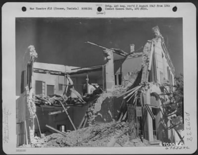 Consolidated > Wrecked building in Sousse, Tunisia. July 1943.