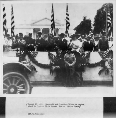1919 > Review Stand In Front Of White House