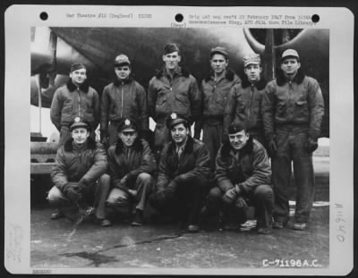 Thumbnail for General > Lt. Pepper And Crew Of The Boeing B-17 "Flying Fortress" Of The 390Th Bomb Group Pose By Their Plane At Their Base In England On 7 December 1944.