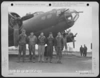 M/Sgt. Ryan And Crew Of The 381St Bomb Group Beside The Boeing B-17 "Flying Fortress" At 8Th Air Force Base 167, England.  14 November 1943. - Page 1