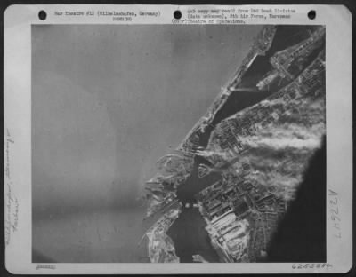 Consolidated > Bombing Of Enemy Harbor Installations At Wilhelmshaven, Germany, On 22 March 1943, By Planes Of The 2Nd Bomb Div., 8Th Af.  Altitude 22,000 Feet.