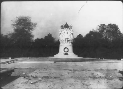 Thumbnail for Washington, DC, 1870-1950 > Statues and Memorials