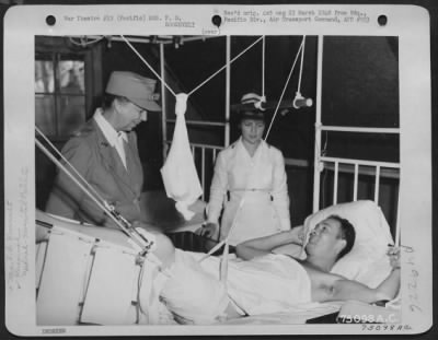 Groups > Lt. Ivan Schedel From Pittsfield, Ill. Is Visited By Mrs. F. D. Roosevelt And His Nurse, Lt. Dona E. Kline Of Harrisburg, Va. At A Hospital On Efate Is., New Hebrides Group, 1943.