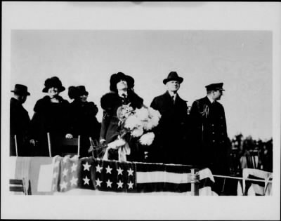 1924 > President and Mrs. Coolidge with Admiral Moffet at Bolling Field