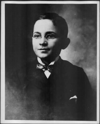 Truman, Harry S. Boyhood and Youth Solider Judge Senator Truman Committee Vice President Duties and Functions Former President