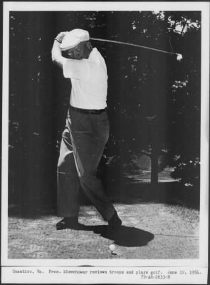 1954 > Golf in Quantico, VA.