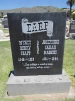 800px-Wyatt_&_Josephine_Earp_grave.JPG