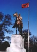 Nathan Bedford Forrest grave monument.jpg