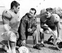 Darrell Royal, chats with David McWilliams, left, and Scott Appleton.jpg