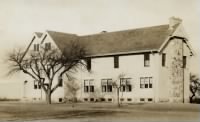 Newton Hall in 1916.jpg